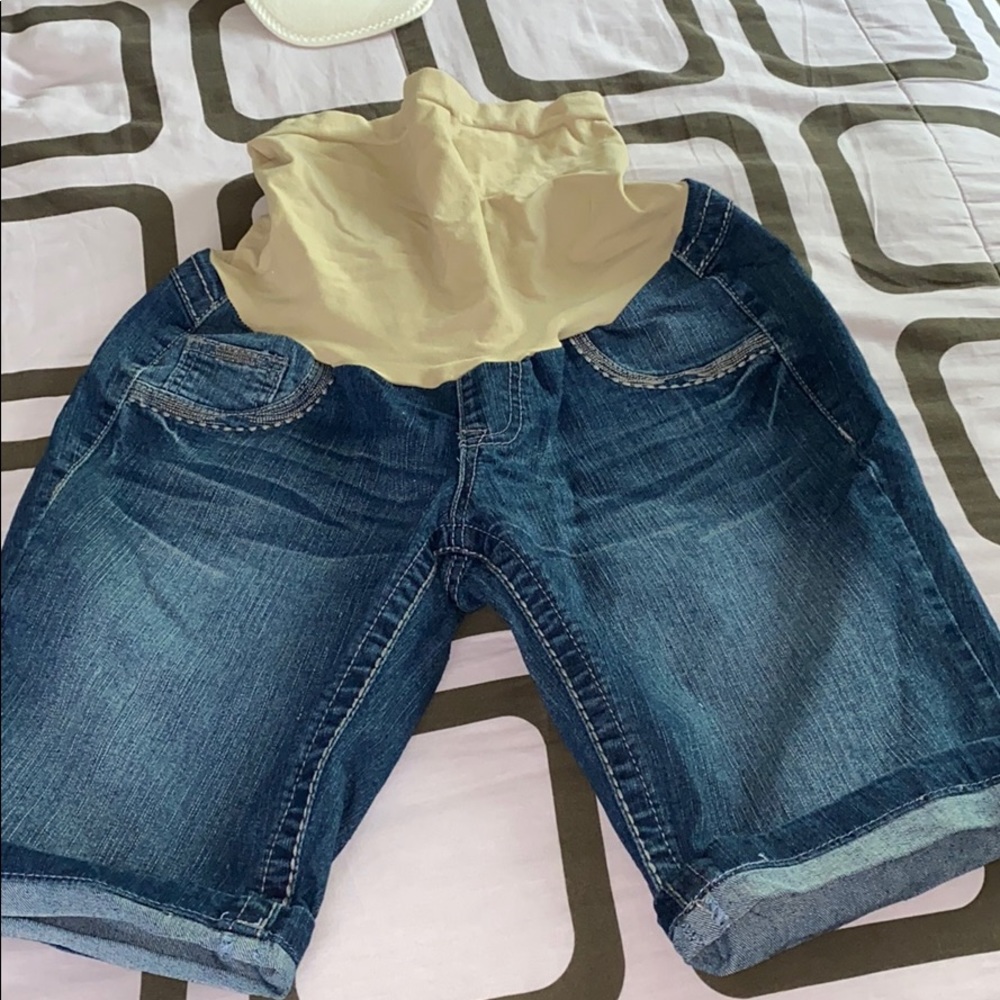 Maternity Bermuda jean shorts